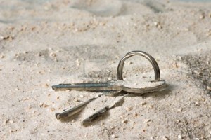 lost keys in sand 300x200